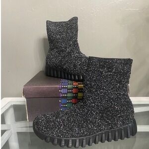 Bernie Mev Keyla Black Pewter Chenille Knit Memory Foam Ankle Boots Size 6 NEW